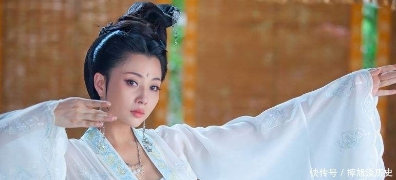 公卿#古代最有文化的8句骂人古诗,十分高雅,没文化的还以为是在被夸