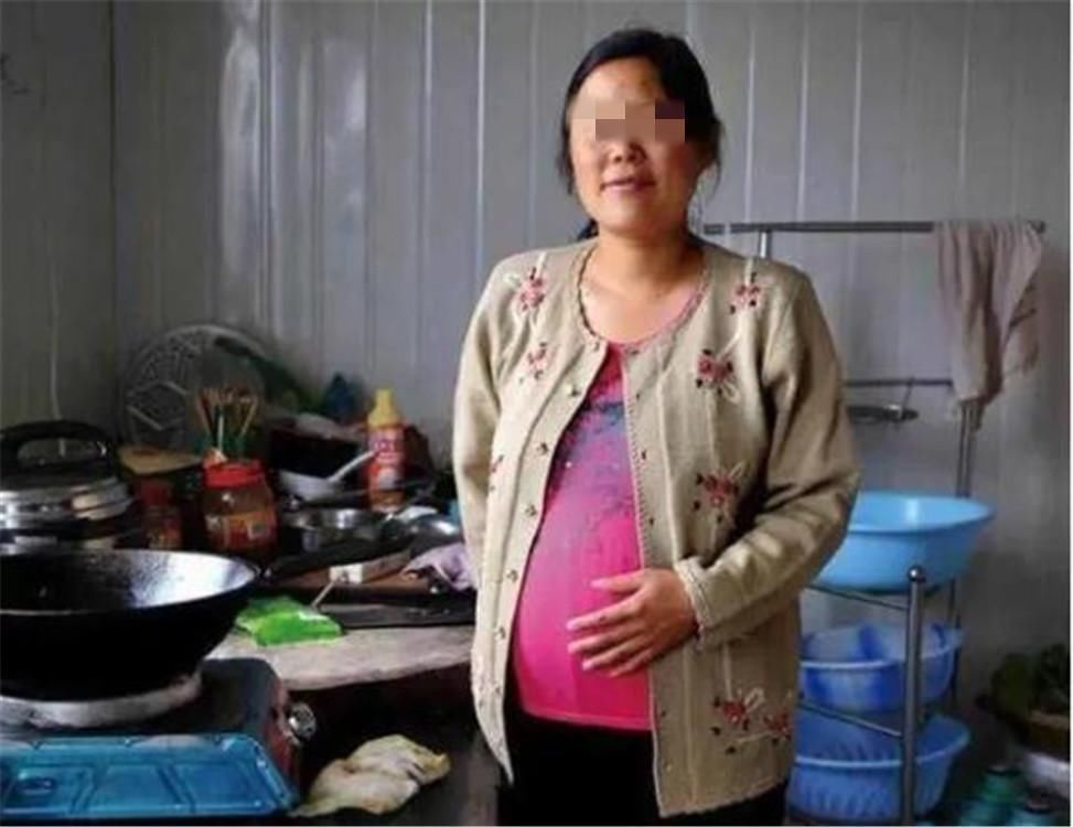 孩子|90后夫妻不懂避孕，5年连生3娃，“多子”真的多福吗？