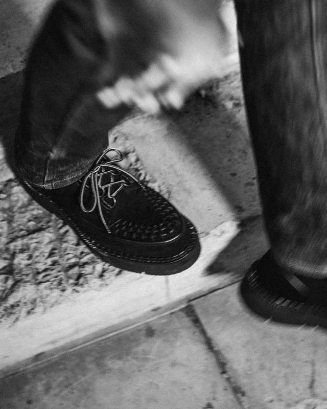 foot the 只有那些最叛逆、最朋克的人,才敢欣赏这样的鞋