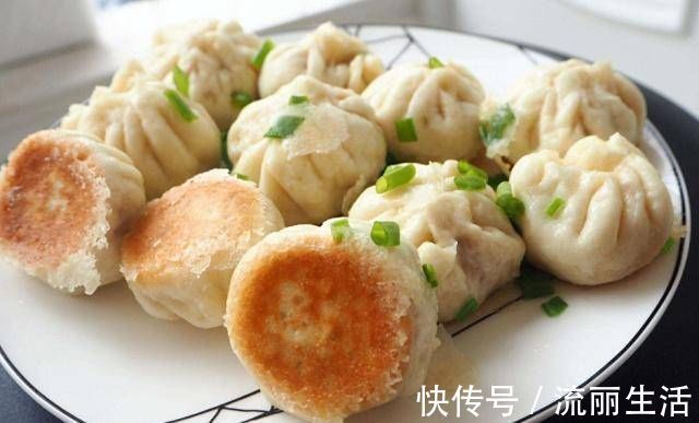 别再蒸馒头了，把它做成美味的生煎包，它们味道更好