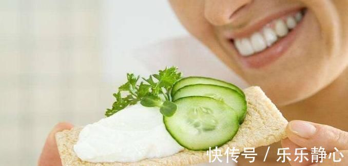 消化|晚饭这三种吃法,比不吃危害还大!赶紧看看你中招了吗