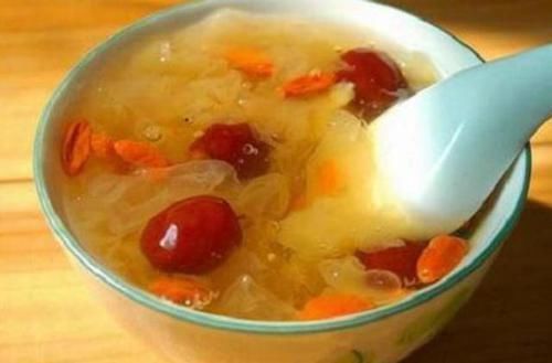 郑母|试管婴儿寿命短、智商低国内首例试管婴儿,如今31岁现状如何