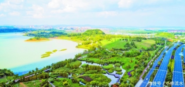 贵安版泸沽湖,风靡一夏的诗意出游圣地,你