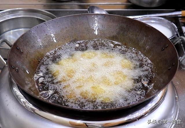 做法|肉丸子好吃有诀窍，厨师长教你饭店秘制做法，香糯Q弹，久煮不散