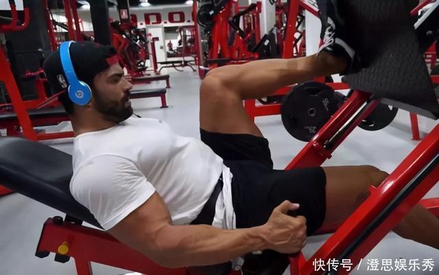 卧推|一个不练腿的健身人，N多年后，他会练成什么样子？