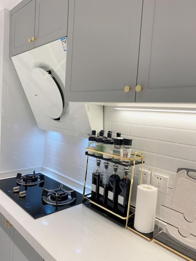 锅底|厨房不足5平米，却高级感十足！这些用心的“细节”处，值得学习