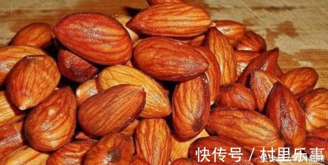 食物|女人养生常吃3种食物,调经补血,养护卵巢,排除子宫毒素