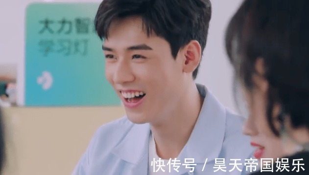 丁真|《中餐廳》黃曉明惹爭議學(xué)楊冪吃一根面條,被寧靜怒懟太做作!