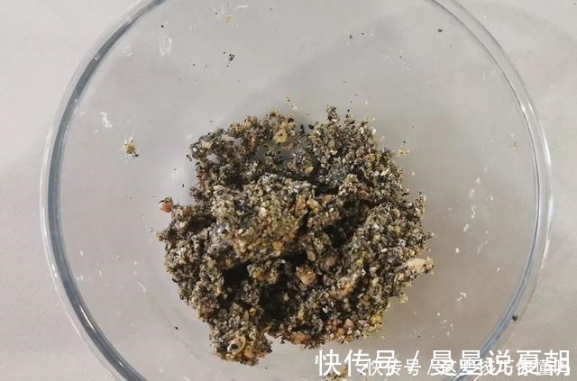 咬一口,整个人都酥了,特色小吃椒盐酥,一口就让你想起家乡味道