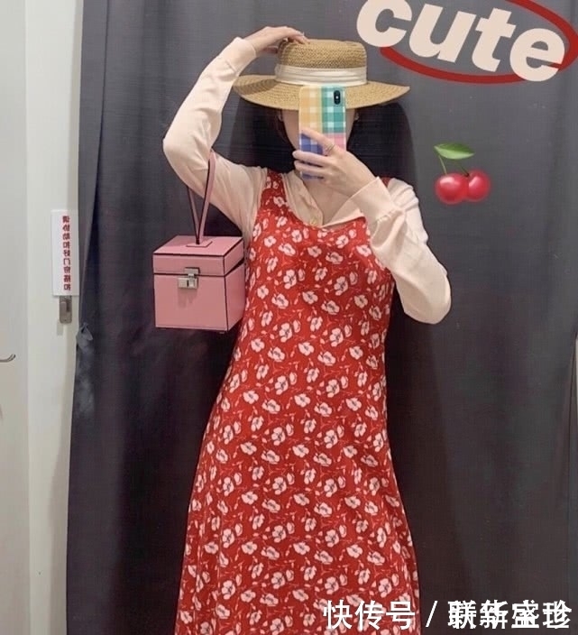 简直是过分,这么时髦的“蜂蜜裤”,要100斤的妹子穿才好看