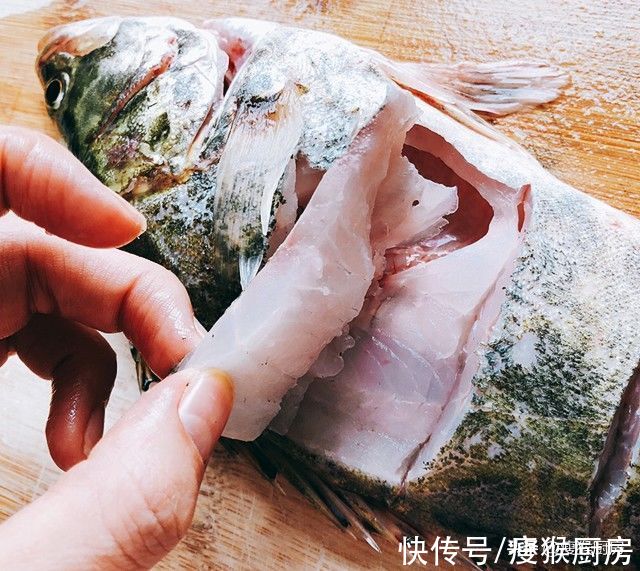 调芡汁|春节家宴聚餐，餐桌上必备的4道糖醋菜，学会了过年待客特有面