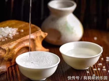 超市的这4种酒,非常受欢迎,老酒鬼都爱喝,其实都是“勾兑酒”