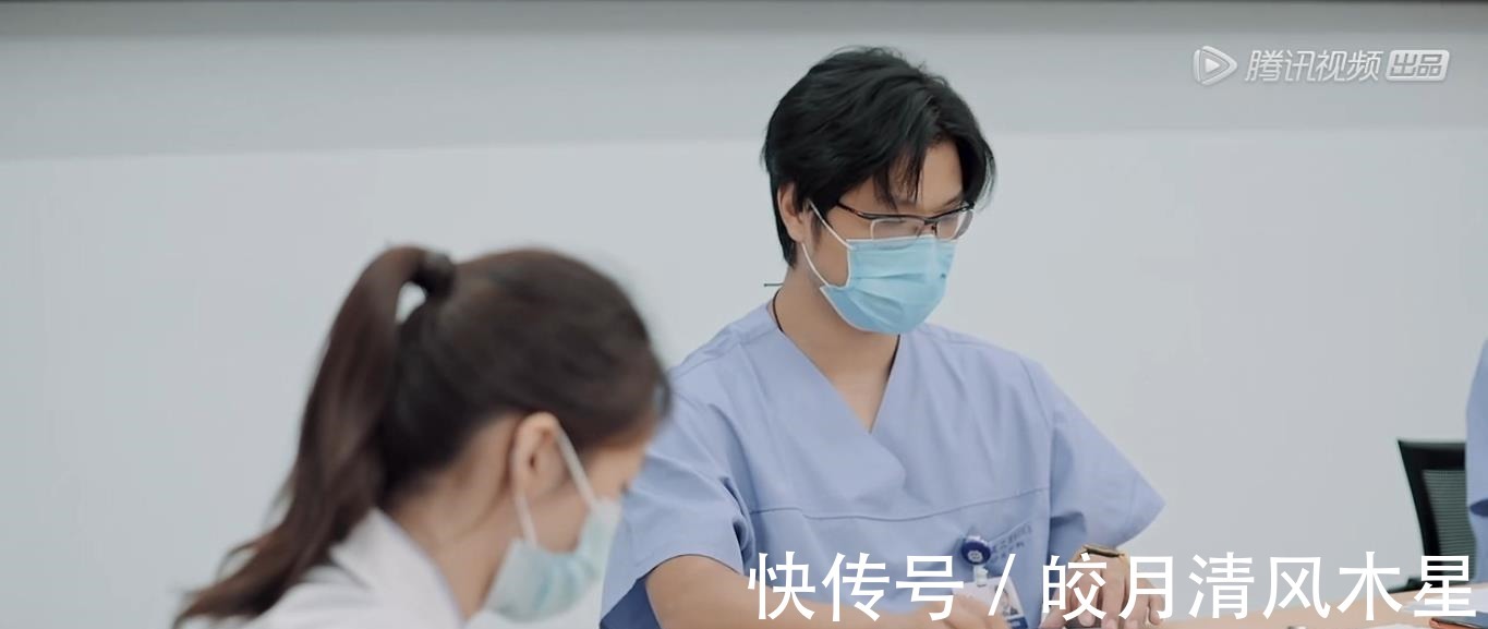 《offer3》急診培訓(xùn)考核，汪葦杭遇強(qiáng)勢(shì)家屬，成功戳中周深笑點(diǎn)！