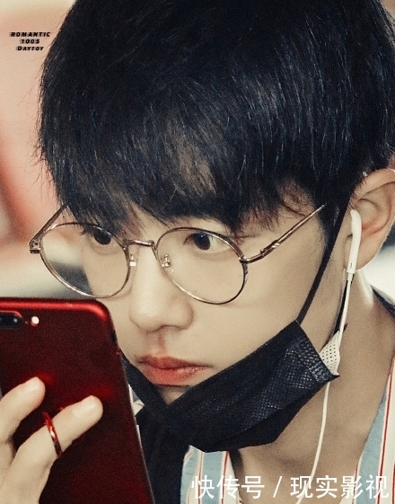 帅气|肖战将空降双十一晚会,节目温暖人心,阳光帅气充满正能量