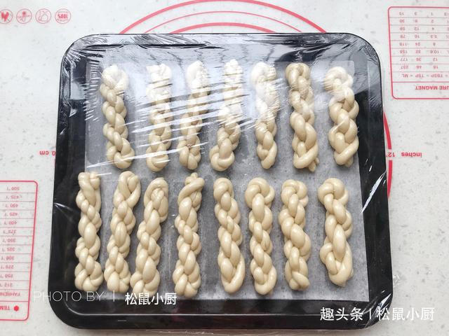 健康|不用油也能炸麻花这种做法不用油炸更健康,金黄酥脆越嚼越香