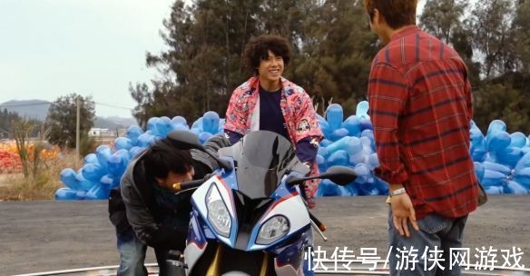 韩寒《四海》“许愿2022”新特辑 欢笑与祝福齐放送