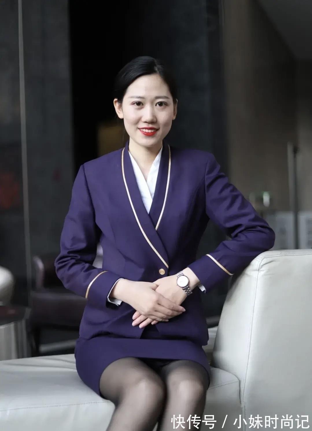 女性 优雅的职业装,成熟稳重精致,独特女性魅力与气质