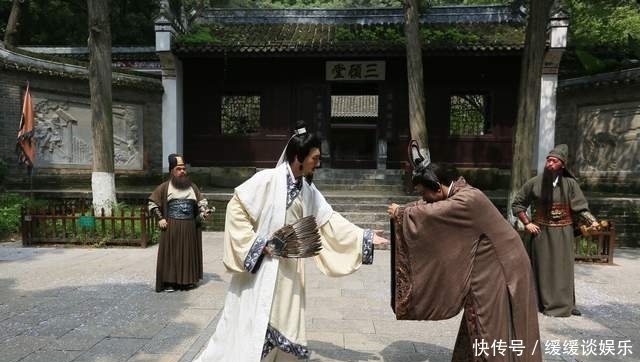 诸葛亮|诸葛亮真能帮刘备统一天下？伟人直言：诸葛亮从一开始就葬送蜀国