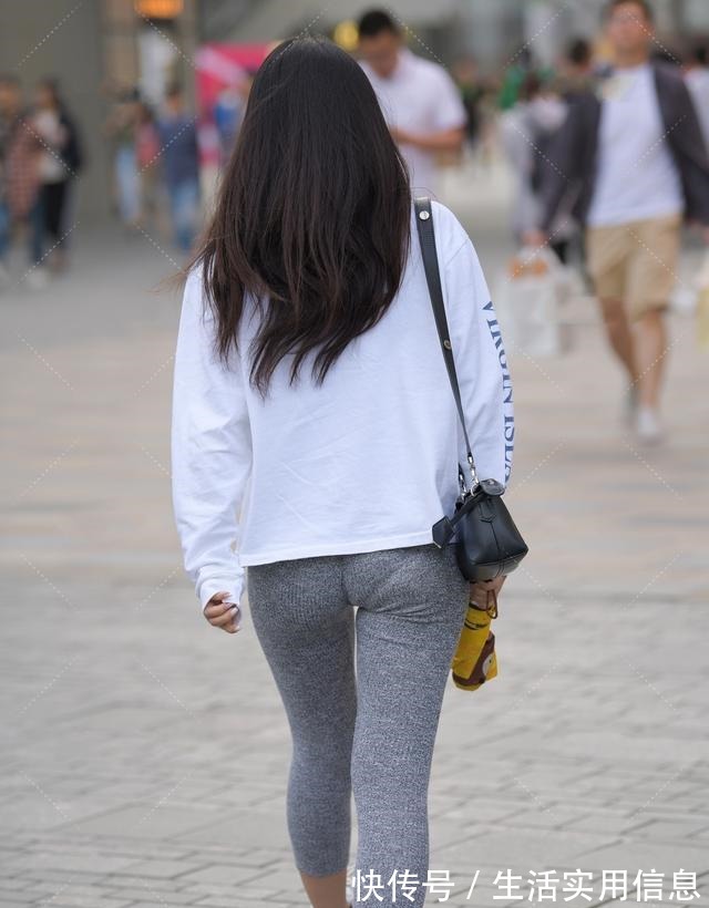 版型 时尚优雅的打底裤带来清爽的视觉感,尽显简约的气质感!