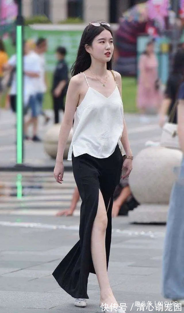 穿搭 打底裤展示完美女人的味道,充满了无限的魅力,简洁大方