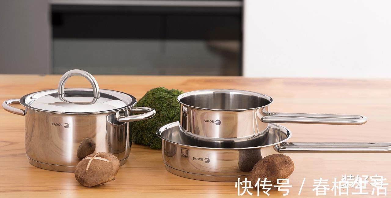 马桶|这2个厨房油污聚集地,一个月不擦,堪比马桶,教你正确清理方法