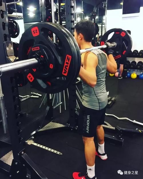 写真|这位爆红网络的翘臀型男，原来身材这么撩？