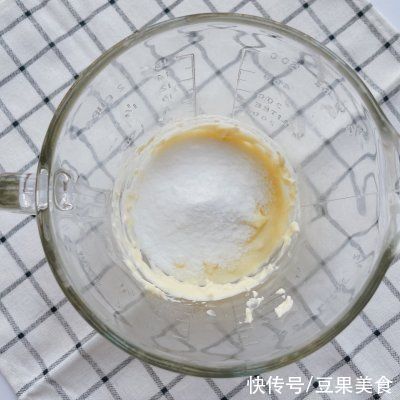轻乳酪芝士蛋糕|美味用料少?无糖低碳乳酪芝士小方?减脂吃