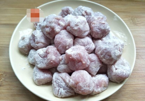 最爱的樱桃肉,味道酸甜可口,外酥里嫩,满口留香,做法很简单!