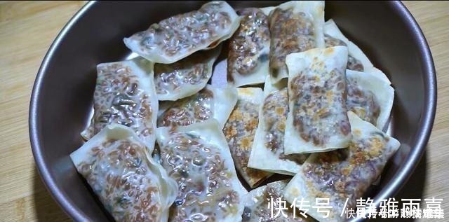 糯米饭|馄饨皮新吃法,一半蒸一半煎,比饺子简单,外面买不到