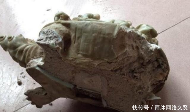 简单|老人重金买古董,被孙子摔坏后,才发现事情不简单!