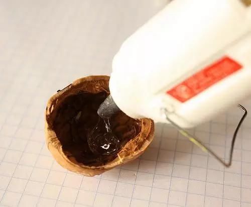 保证|吃完的坚果不能丢,坚果壳变身记,保证创意一箩筐