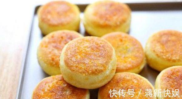 小面包不要到外面买啦!8个步骤教会你怎么做,完全不输给外面