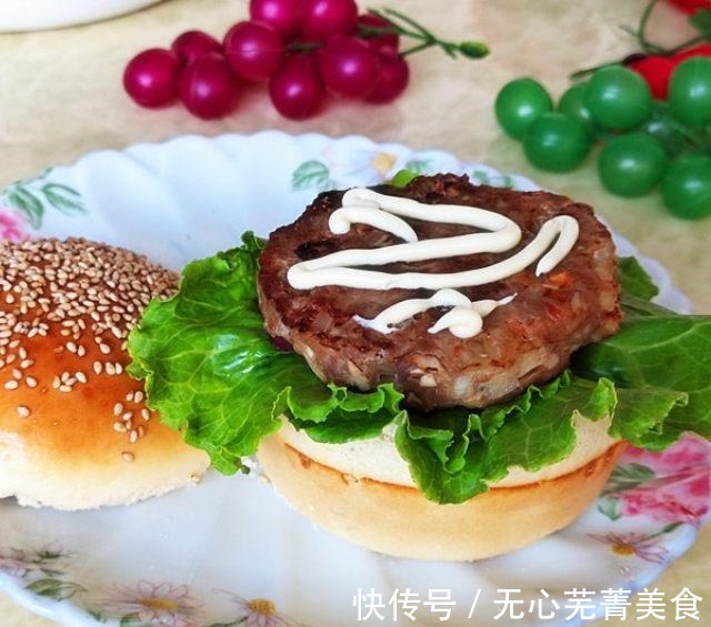 高筋面粉|猪肉汉堡包，用料丰富，营养美味！