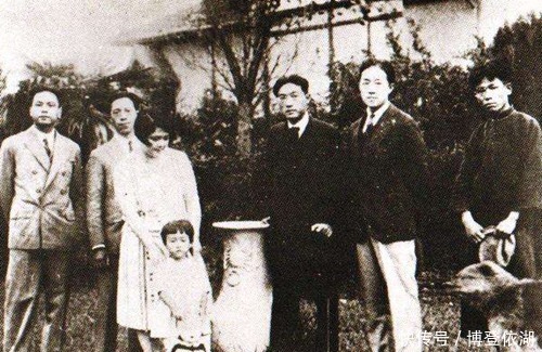 徐悲鸿|徐悲鸿讨厌发妻,给儿子取了个不吉的名字,7年后懊悔不已