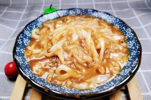 天气寒冷，碰到此菜别手软，爽口又开胃，易吸收不上火，太香了