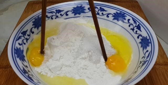 爱吃烧饼的要收藏了,加2个鸡蛋,个个蓬松暄软,比面包香甜好吃