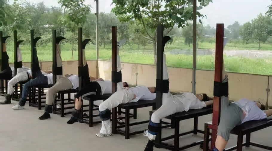 拇指|筋柔百病消！学会这招拉筋术70岁像50岁的人，益寿延年、百病不沾