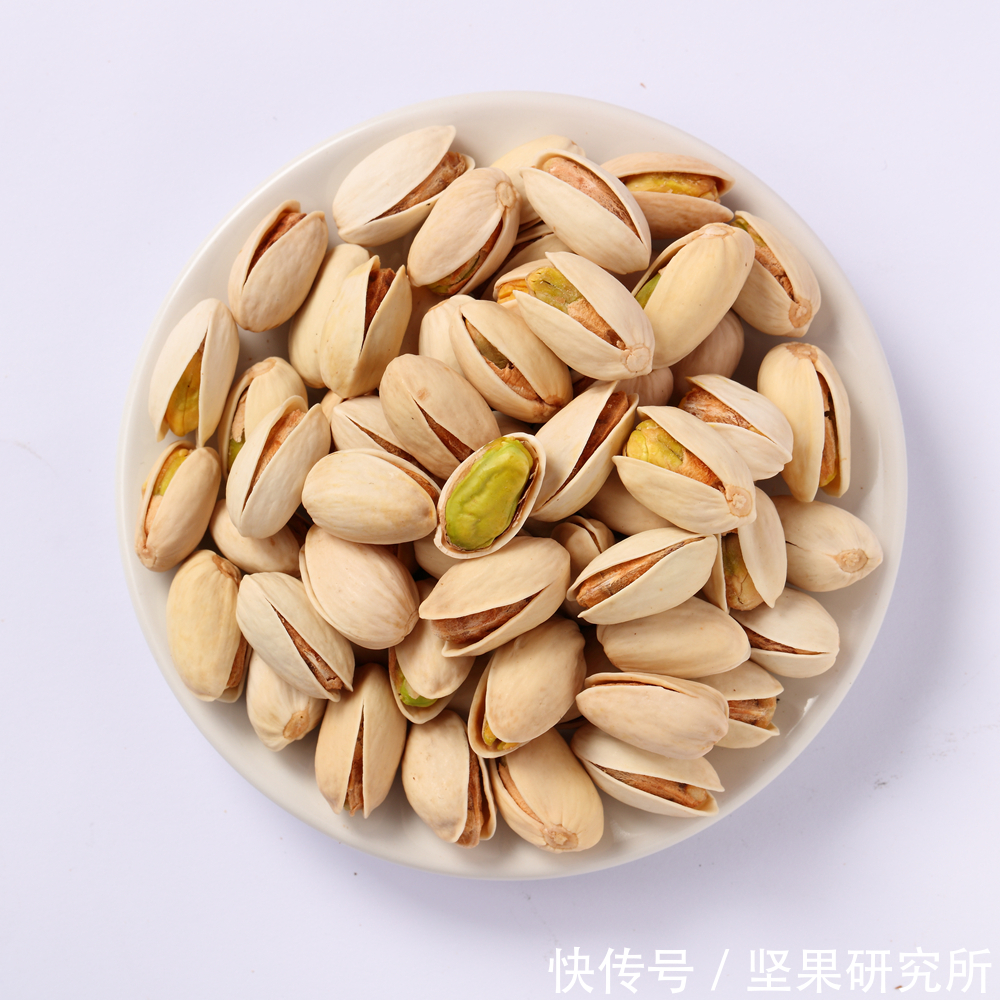 黄壳还是白壳?绿色果仁还是黄色果仁?开心果怎么吃才是对的