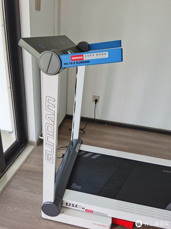 健身房|在家也能肆意奔跑，可折叠的跑步机，莫比高达联名款跑步机