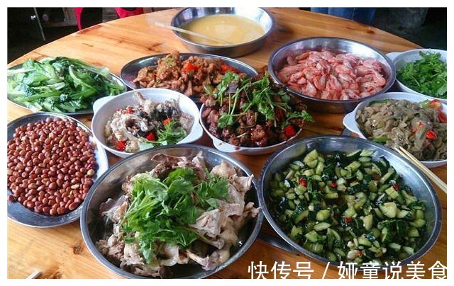 婶娘来家给我说亲，我特意下厨做一桌菜招待，饭后夸我会过日子！