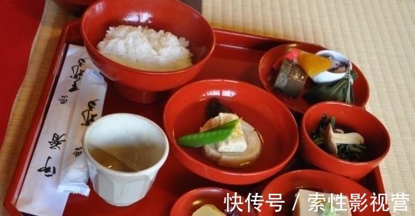 伙食|少林寺高僧午餐曝光,看到他们伙食,网友:想出家的心都有了