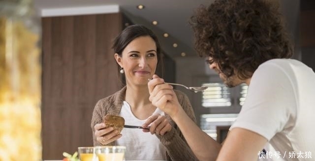  常生活中|有脂肪肝的人，改掉3个习惯，多吃2种食物，或许脂肪肝慢慢消失