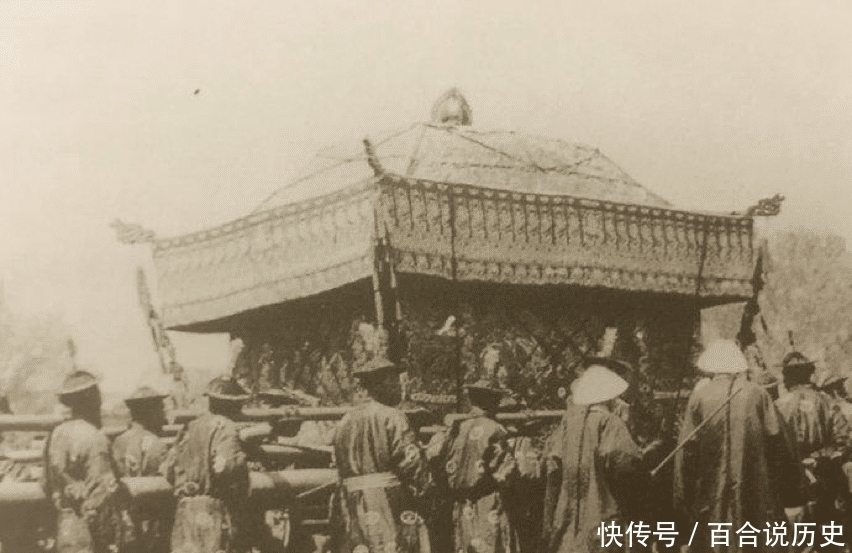 百姓|光绪：最后一个国葬出殡的皇帝，128人抬棺，沿途百姓自愿跪送