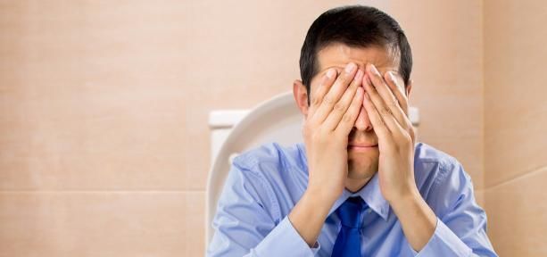 大便时有四种症状,说明你的肠道“不正常”,去做结肠镜检查吧!