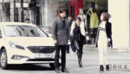 |搞笑:我小区有个男的,在小区的防疫群里,+每个女的,然后..