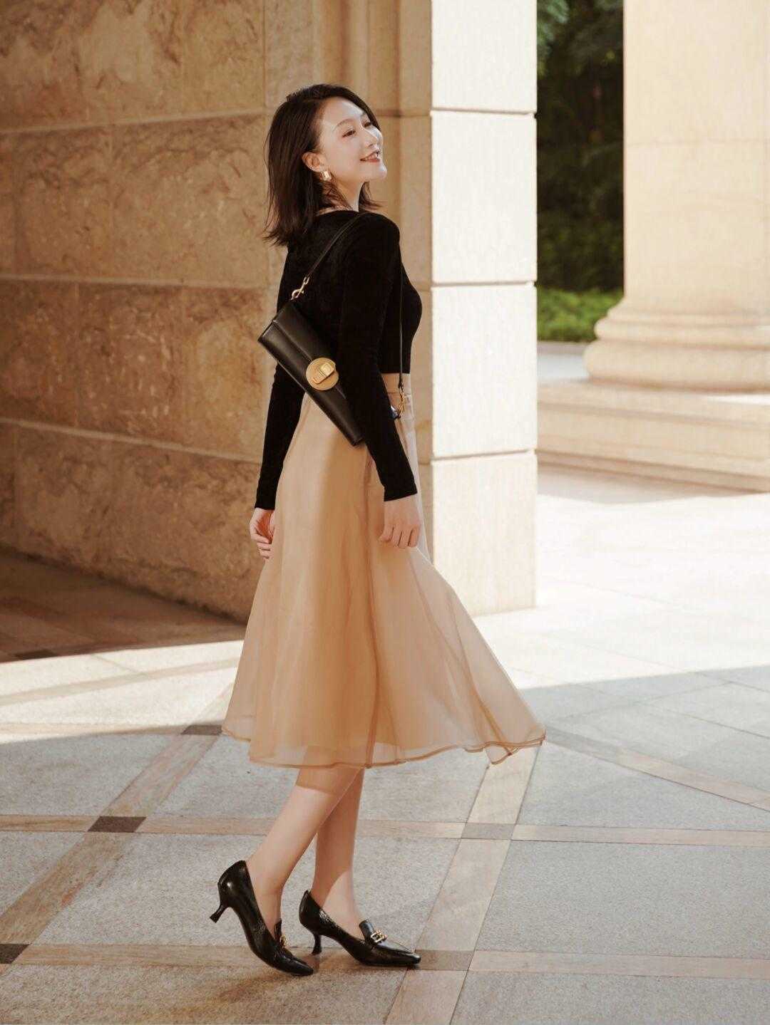 成熟|成熟优雅通勤风，拥有美丽气质，这样穿也很好看