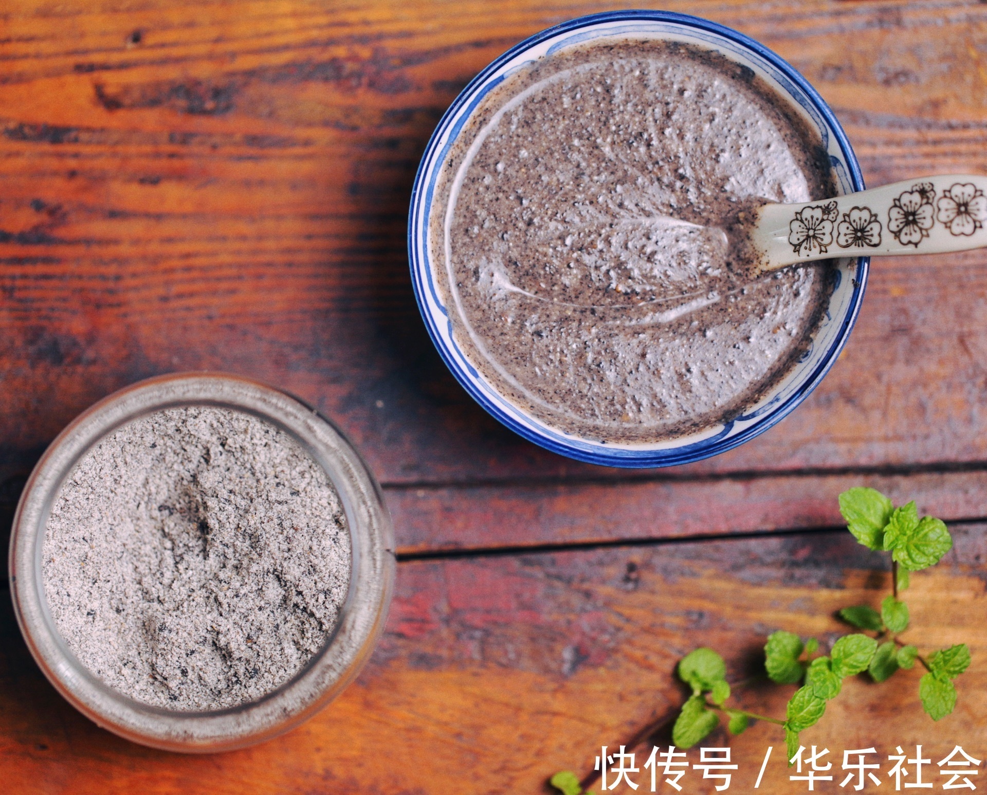 搅拌均匀|在家制作黑芝麻糊,味道香浓,营养健康