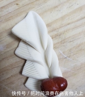 枣花馒头的做法，简单又好吃