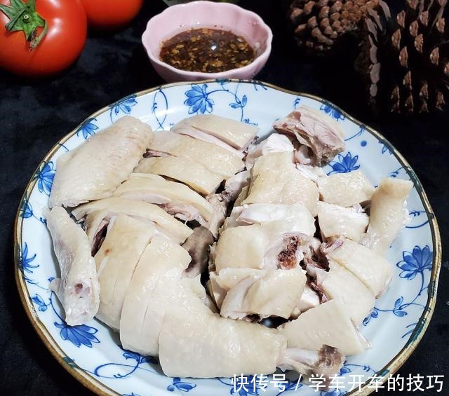 沙姜三黄鸡,肉滑骨香,清淡鲜美!