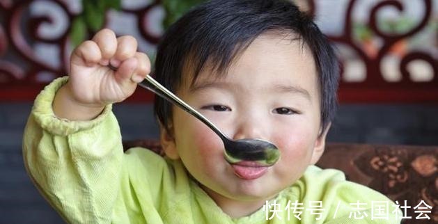 脾胃|3岁前,宝妈带娃牢记“不吃两饭,不喝三汤”,孩子脾胃好少生病!